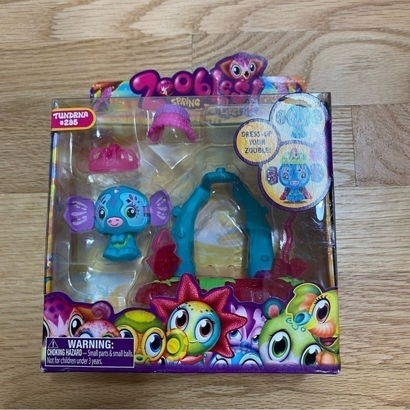 Zoobles Dressoobles #294 Tundrna Action Figure NEW Kids Toy - Picture 3 of 6